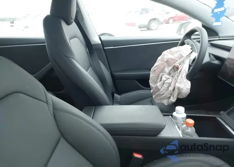 2026 Tesla Model 3 Premium All-Wheel Drive из США, поврежденный, VIN 5YJ3E1EB5TF116802